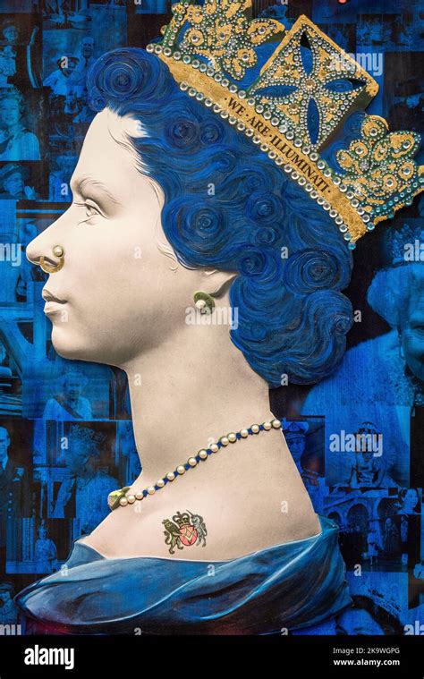 30 October 2022 Head Of Queen Elizabeth Ii With Crown Stock Photo Alamy