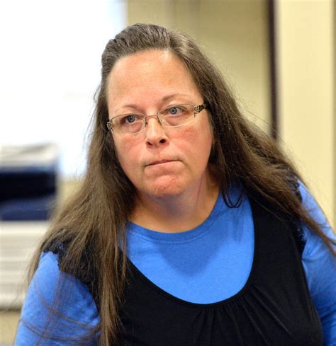 Kim Davis Clerk In Kentucky Chooses Jail Over Deal On Same Sex Marriage Agr News