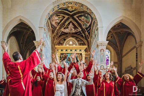 This video explains the rite of marriage and answers frequently asked questions about catholic weddings. Catholic Churches for wedding ceremony in Tuscany