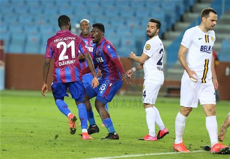 Faslı gol makinesi i̇stanbul'a geldi. Trabzonspor - MKE Ankaragücü karşılaşması - Anadolu Ajansı