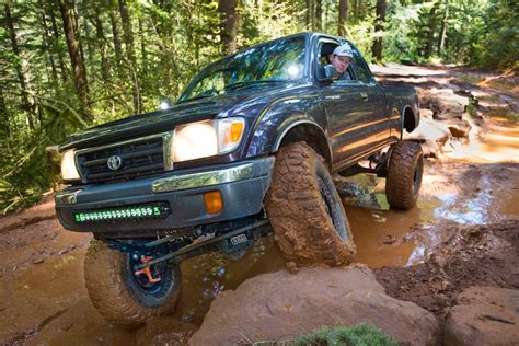 Solid Axle Swap An Sas Conversion For A 1998 Toyota Tacoma