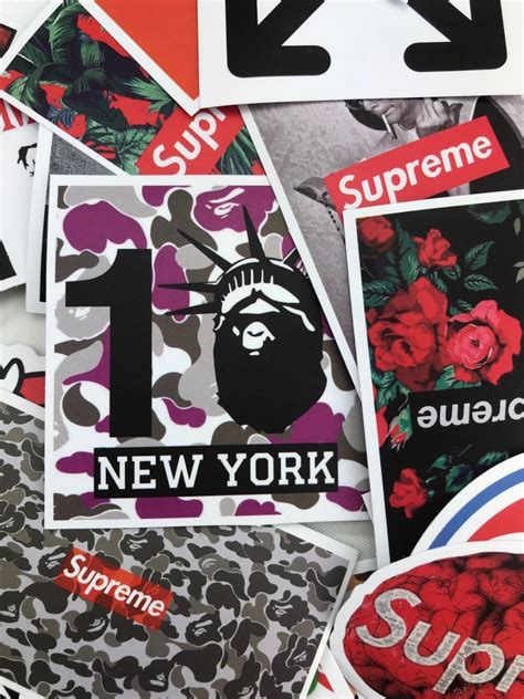 Supreme Wallpaper Bape Supreme Off White Wallpaper