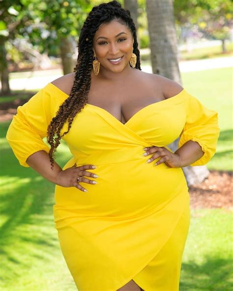 Ebony Beauty Fleek Yellow Dress Beautiful Women Formal Dresses