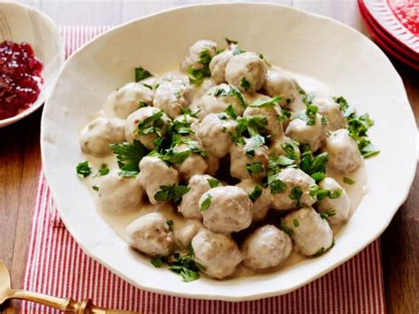 The texture of the cookie is moist and soft, almost that of a cake. Slow-Cooker Swedish Meatballs Recipe | Food Network ...