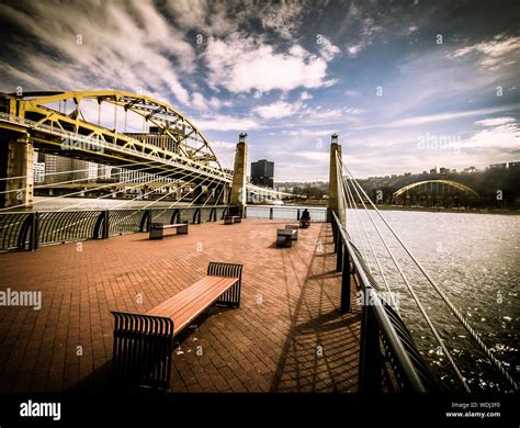 Allegheny River Bridge Hi Res Stock Photography And Images Alamy