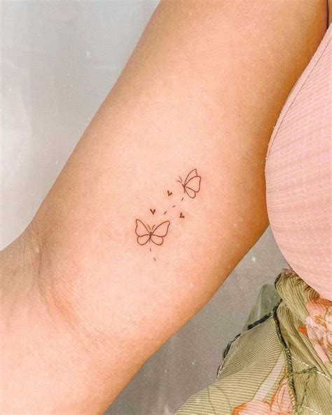 33 Cute Small Tattoo Ideas That Youre Going To Want To Steal In 2023