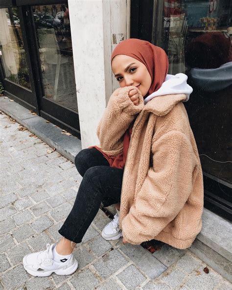samia🌜 on instagram “🌜🌜🌜 tb” hijab style casual hijabi outfits casual hijab chic hijab