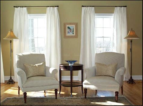 Living Room Curtain Rods Baci Living Room