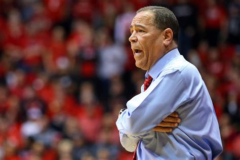 Coach kelvin sampson signs extension to stay with houston. Houston's Kelvin Sampson starts clothing drive for ...