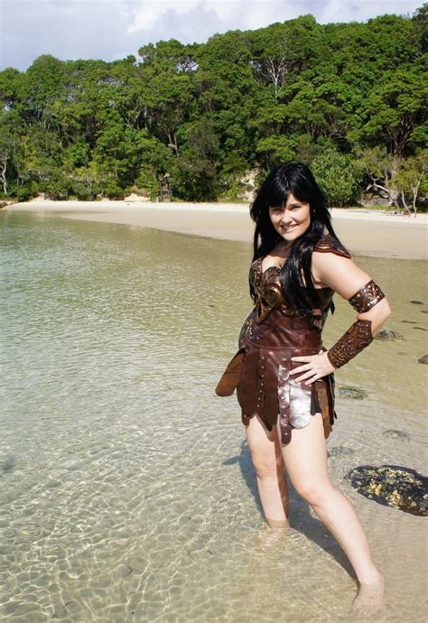 Hot And Sexy Barefoot Xena Warrior Princess Costume Cosplay Por