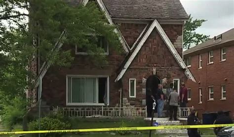 Man Woman Found Dead Inside Detroit Home Infant Found Inside Alive
