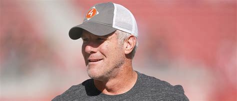 Reporter Caught Red Handed Misleading Public About Brett Favre The