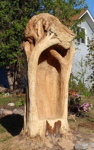 Nicely Carved Tree Stump Niche I Like It Woodworkingprojects Carved Tree Stump Tree Carving