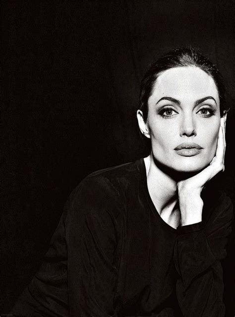 Angelina Jolie By Annie Leibovitz Portrait Photography Google Search