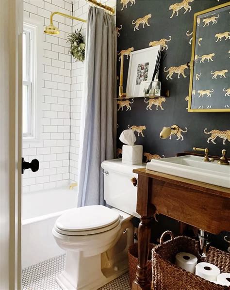 30 Stunning Bathroom Wallpaper Ideas You Ll Love The Wonder Cottage