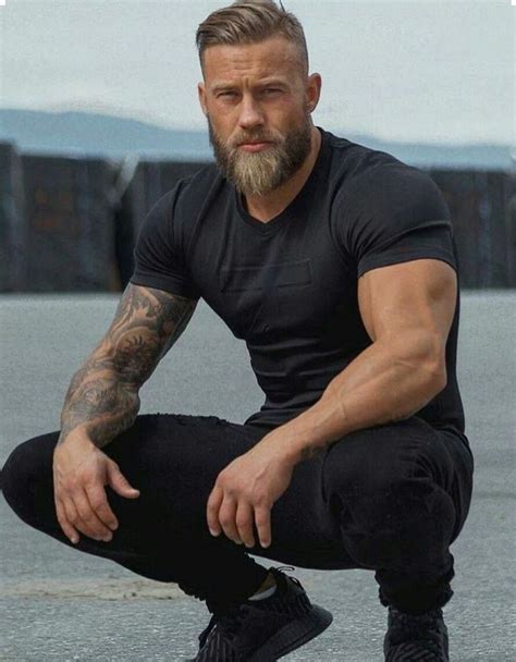Hes So Handsome ¸•´ Musclehunks Beard Styles For Men Bearded Men Haircuts For Men