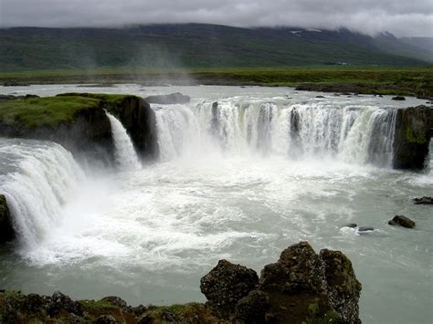 Godafoss Iceland Beautiful Waterfalls Amazing Places On Earth