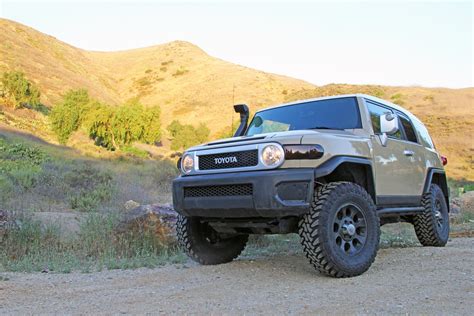 Our 2012 Fj Cruiser Project Gets A Toytec Boss Lift And Toyo Tires Four