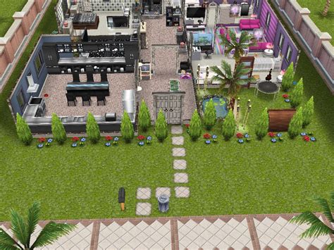 The idea was that it was renovated to be a functional house, but still with some vintage charm. The Sims Freeplay- House Design Competition Winners! - The ...