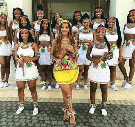 clipkulture sbahle mpisane and her squad in zulu umemulo traditional attire