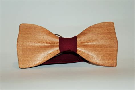 Beech Wood Bow Tie Mens Wooden Bow Tie With Pocket By Woodton
