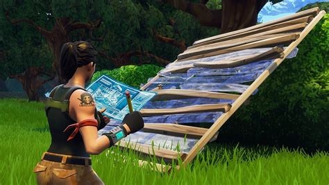 This has included escape rooms, challenges, and however, good building often comes from your set up as much as your skill. 6 Fortnite Building Tips for Console Players - IGN Video