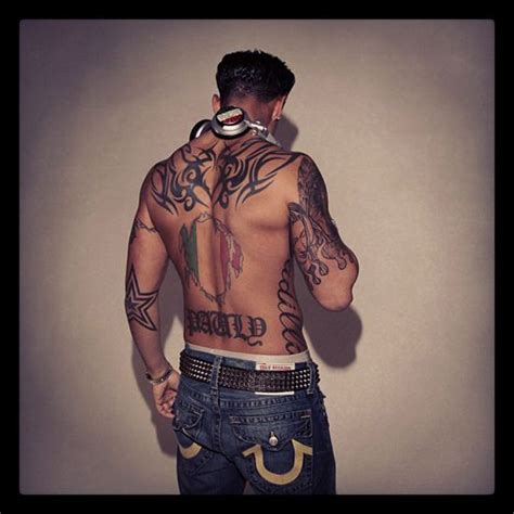 Pauly D Back Tribal Tattoo Pauly D Hotties How To Look Better