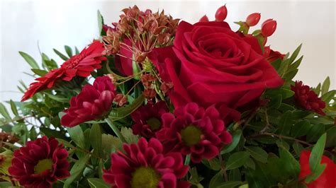Blumenstrauß Zum Hochzeitstag Rot Wie Die Liebe Mit Roten Rosen