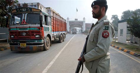 مقام‌های گمرکی هند پاکستان صادرات افغانستان از طریق بندر واگه را متوقف