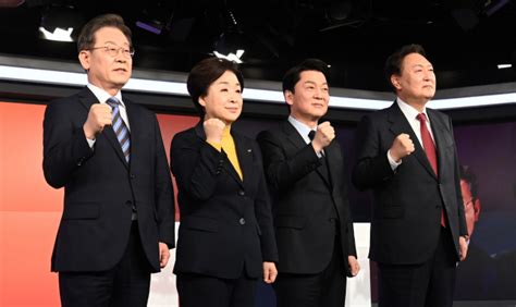 손실보상 강화 한목소리 李 “긴급재정명령” 尹 “취임 100일 내 집행” 서울경제