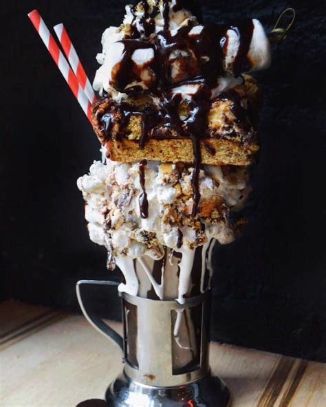 NYC Eatery Creates The Craziest Milkshakes In America Desserts Milkshake Food