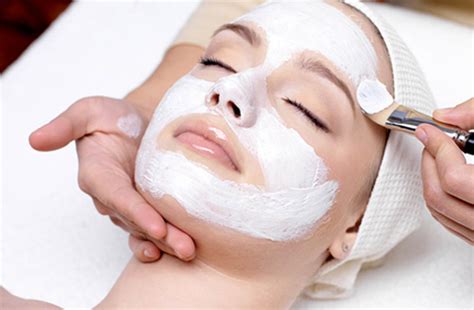 How To Take Care Of Your Skin In Autumn Effective Treatments And Cosmetics