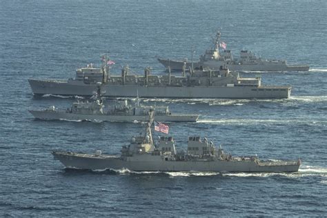 Us Navy Sails Into Russias Barents Sea For The First Time Since The