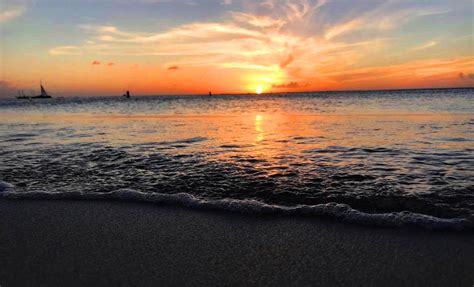 11 sunsets to make you fall in love with aruba all over again visit aruba blog