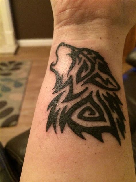 Wolf Wrist Tattoo Designs Ideas And Meaning Tattoos For You