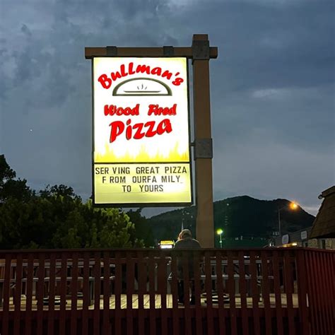 Bullman S Woodfired Pizza Pizzeria