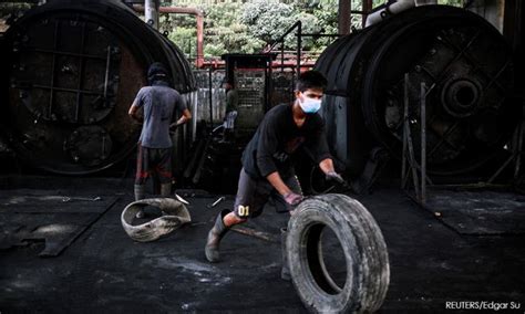 Kebanyakkannya majikan tidak membuat perjanjian kontrak dengan pekerja yang mungkin menyebabkan pekerja melanggar pelbagai kesalahan seperti berhenti kerja tanpa sebab, bercuti.100% dalam bahasa melayu dan merupakan panduan surat perjanjian pertama di malaysia. Majikan tak boleh paksa pekerja cuti tanpa gaji untuk ...