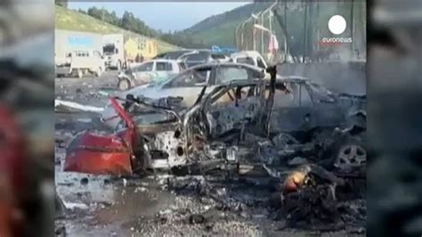 Esplode Bus Al Confine Siria Turchia Morti Video Dailymotion
