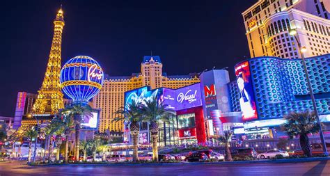 Las vegas is known as america's playground, and each year visitors come in their droves to dance red rock casino was voted the best neighborhood casino in 2013 by las vegas weekly's readers. Casino News | Lockdown in Las Vegas bis 30. April 2020 ...