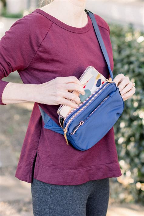 Are Fanny Packs Back In Style Poor Little It Girl