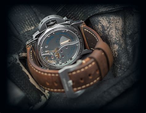 Splash From The Past Diving With The Panerai Luminor Marina 1950 3