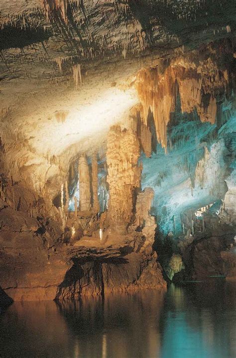 48 Stunning Photos Of Jeita Grotto Magnificent Underground Caves In