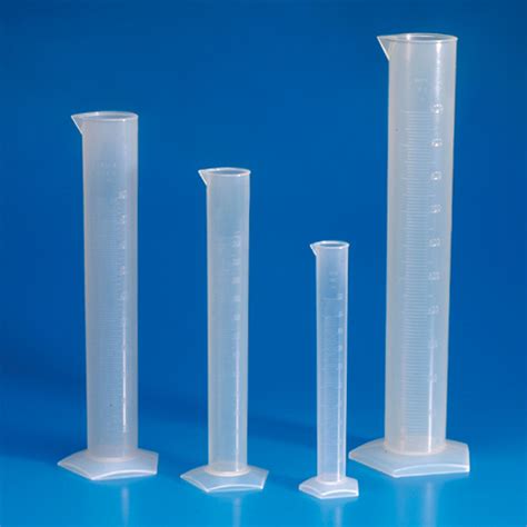 1 Liter Polypropylene Graduated Cylinder With Embedded Markings