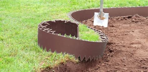 12) glass and rock garden edging ideas. Lawn Edging Ideas for Perfect Borders - Primrose Blog