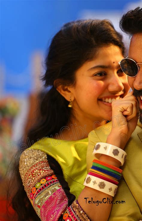 It is a drama directed by selvendran. Sai Pallavi in From Maari 2 Movie HD HQ Photos images ...