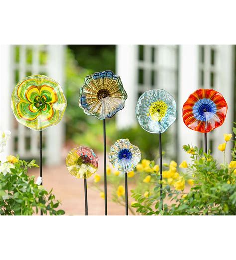 Handcrafted Blown Glass Flower Garden Stake Wind And Weather