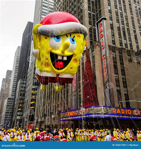 Spongebob Squarepants Balloon Floats In The Air During Macy S