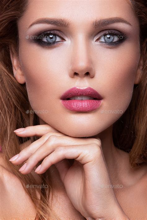 Make Up Glamour Portrait Of Beautiful Woman Model With Fresh Makeup And Romantic Wavy Hairstyle