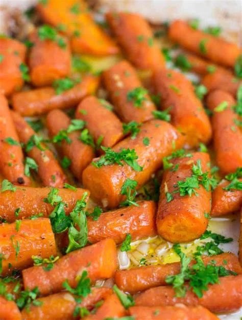 Our carrot recipes section contains a variety of delectable carrot recipes. Garlic Butter Roasted Carrots | Roasted carrots, Roasted ...