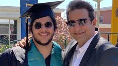 His birthday, what he did before fame, his family life, fun trivia facts, popularity he had two sons, tahmoor and akbar, with his first wife huma akram. Wasim celebrates son Tahmoor's university graduation ...